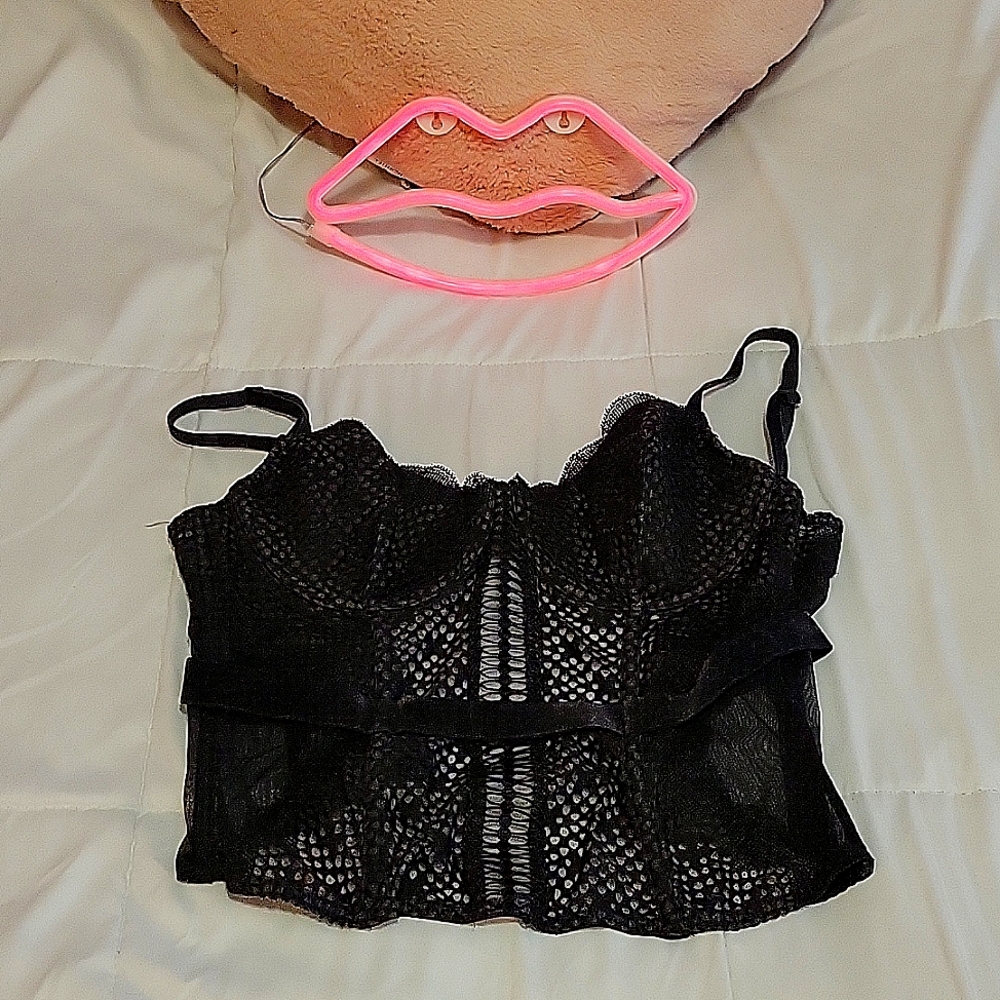 VS Fishnet Corset Top sz 36D